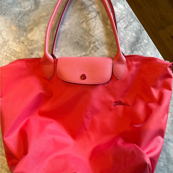 Longchamp Vibrant pink Tote Bag with pink candles measurements are 17.5”x13 - Picture 1 of 8